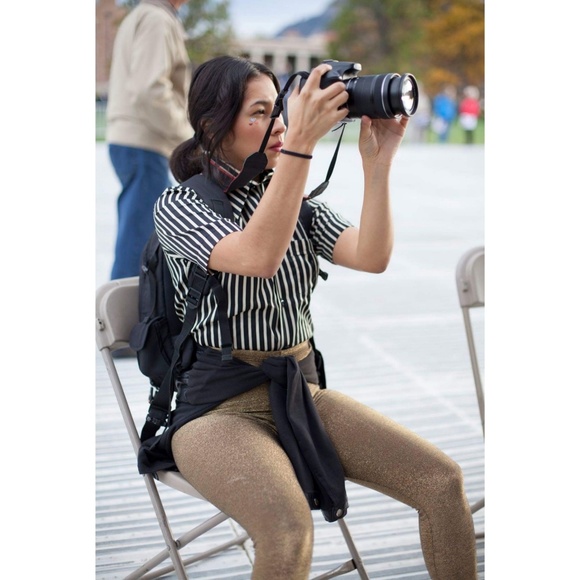 Silk Stripped Button Down Shirt Short Sleeve VNG - Picture 5 of 5